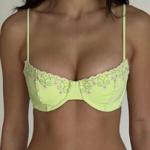 Frankie’s x Sydney Sweeny Key Lime bikini top size S